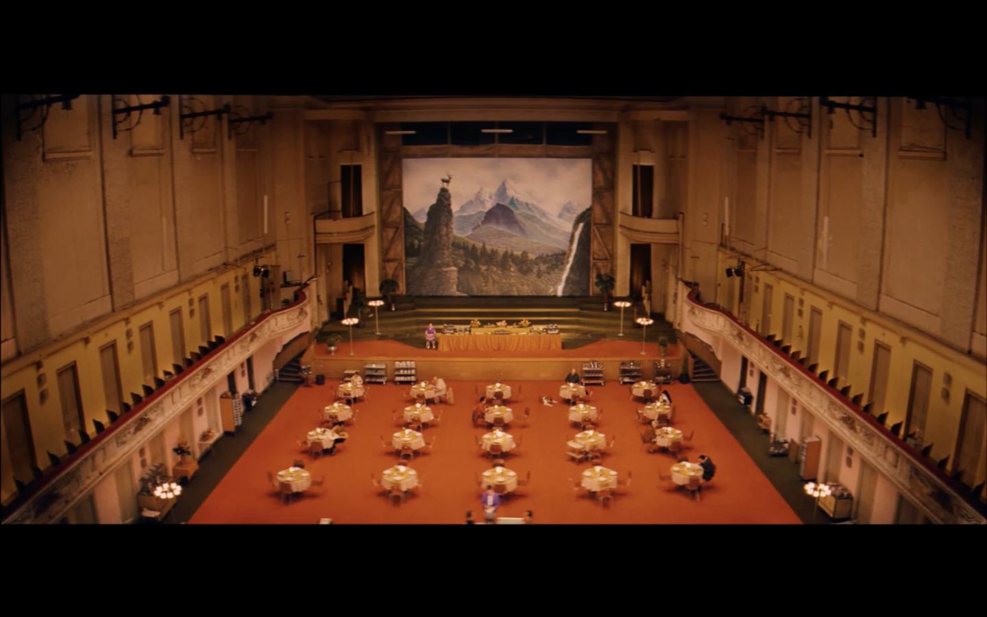Click image for larger version

Name:	BudapestHotel_Shot1.png
Views:	20
Size:	1.00 MB
ID:	16617