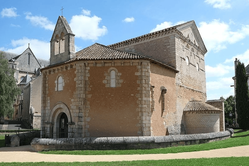 Click image for larger version

Name:	15546-baptistere-saint-jean-de-poitiers--0.png
Views:	63
Size:	256.4 KB
ID:	32379